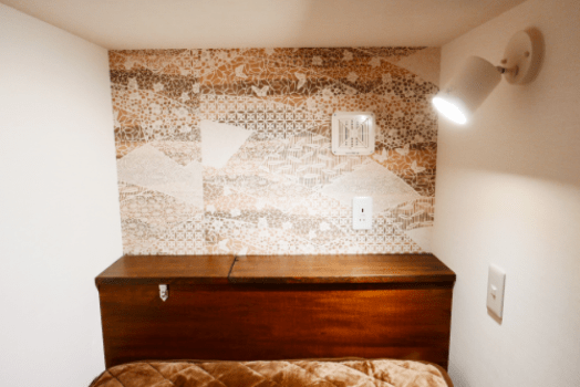 budget 4 bed private room (capsule beds / shared bathroom)