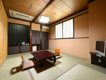 *【客室（新館和室8畳）】ゆったりとお過ごしいただけるよう、快適な心地よさをご提供いたします。