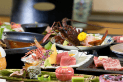 【デラックスプラン】ぷりっぷりの『伊勢海老のお造り』＆やわらかい『アワビの蒸し焼き』が主役♪