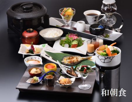 [和朝食]　ご朝食は「和食」または「洋食」がございます。ご予約時にお選び下さい。