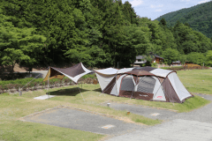 テントサイト_B type(広々100㎡リバーサイド)