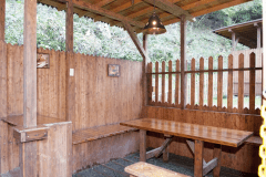 テーブルを囲んでみんなで団らん♪