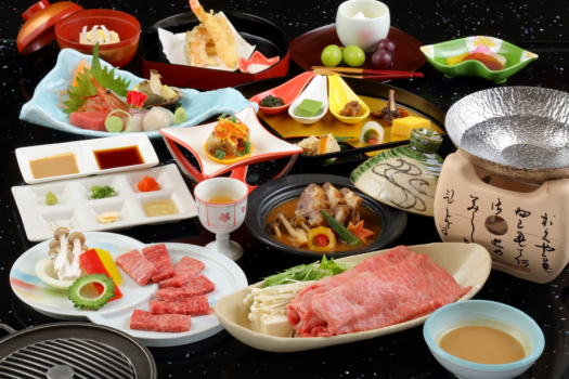神戸牛を使ったお料理が4品、黒毛和牛のお料理が1品。さらにお造りも通常の4種→7種にボリュームアップした、有馬御苑で最も贅をつくした会席コースです