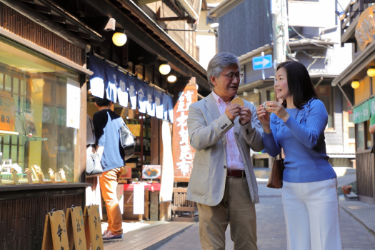 有馬温泉街まで徒歩すぐ！街歩きをお楽しみください