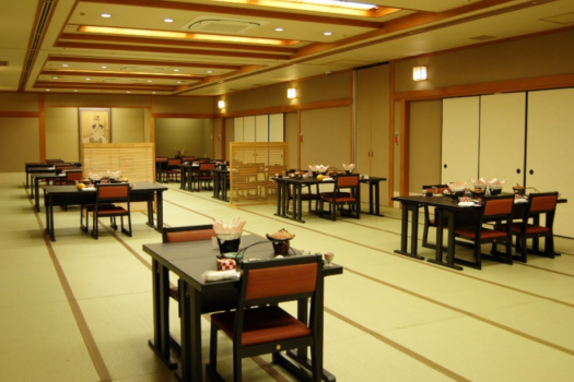 お食事会場一例
