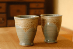 「有馬温泉焼」ペアフリーカップをプレゼント