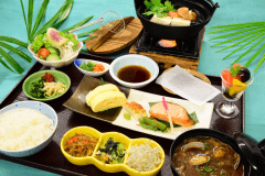 充実のおかずでごはんがすすむ万葉岬の朝食