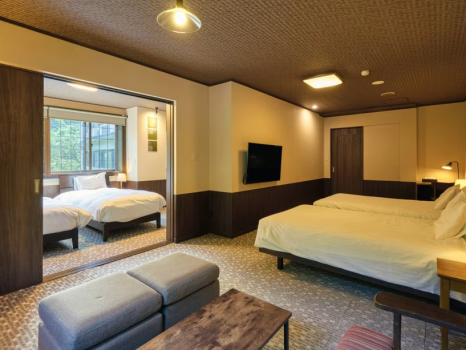 【本館/二間続き洋洋室】角部屋4ベッド（洋室＋洋室）55平米　2部屋での利用、全員ベッド希望の方にお勧め