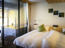 01号室【半露天風呂付】渓流ビューセミスイート◆58㎡/階段有