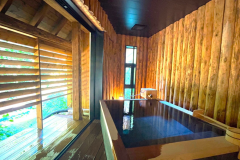 03号室【半露天風呂付】渓流ビュー角部屋スイート◆53平米/階段有