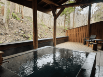 【26年春新設／山側】広々テラスと源泉露天風呂付セミスイート