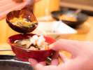 夕食ビュッフェでは会津の郷土料理を代表する「こづゆ」もお楽しみいただけます。