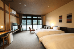 【ワイドツイン／おすすめ】洋室32平米◆シャワー付