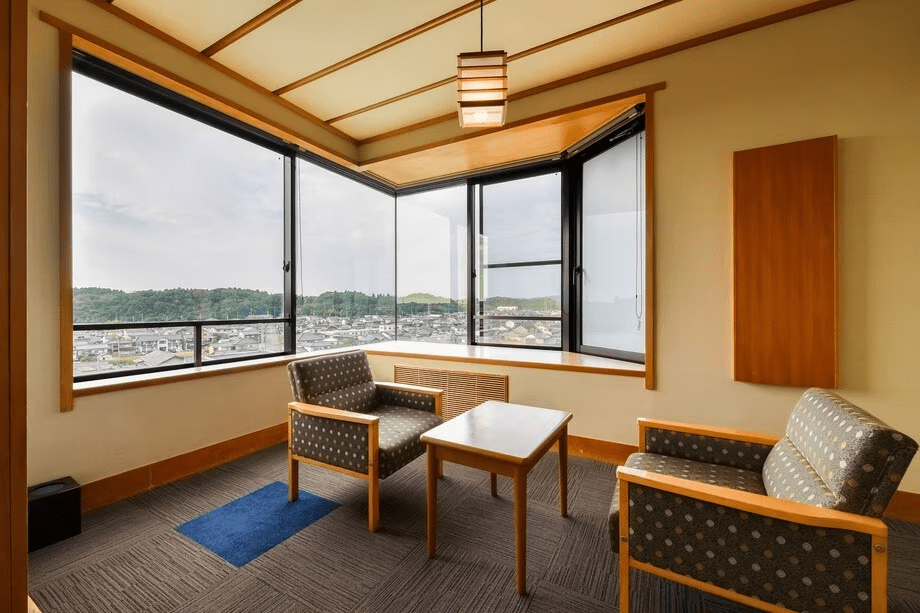 伝統旅館のぬくもり 灰屋 | 本館十楽棟 和室 スタンダード | プランを選ぶ