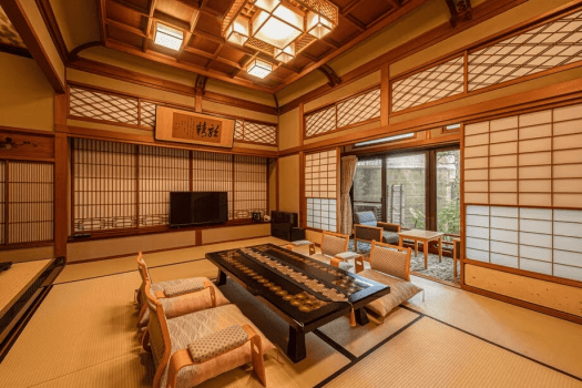 日式房，附露天浴池客房 [松風庵]（自由流動的溫泉水）