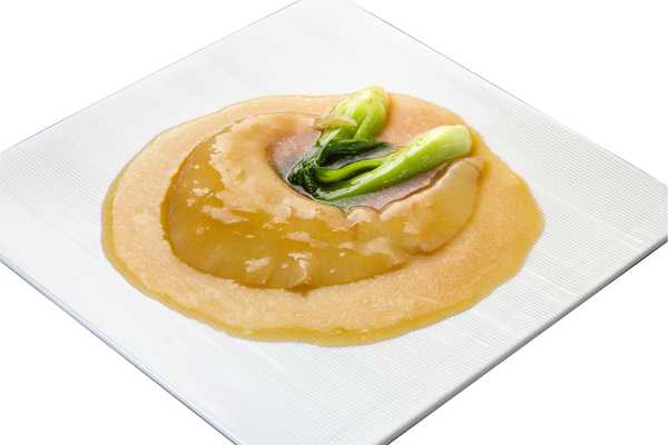 ボリューム満点！「フカヒレの姿煮」