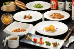 中華レストラン「泉饗」調度品は全て中国から輸入！お料理は本場中国人が腕を振るいます！