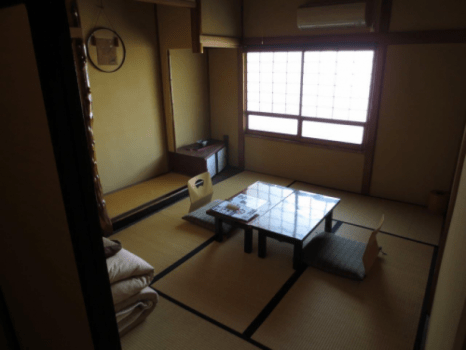 C　道路側6畳和室（眺望なし）