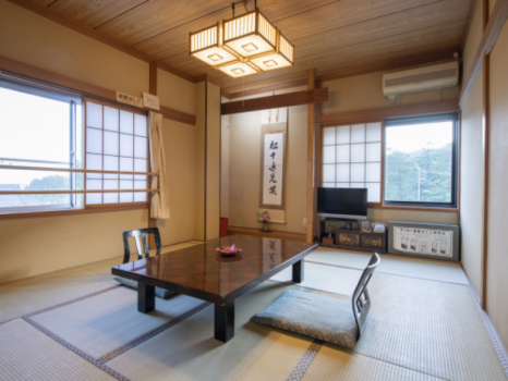 【禁煙／本館和室】バス・トイレ付き（４畳半＋６畳＋寝室）