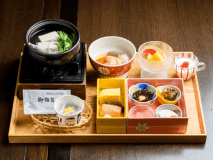 【朝食　一例】