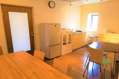 Private kitchen and dining space