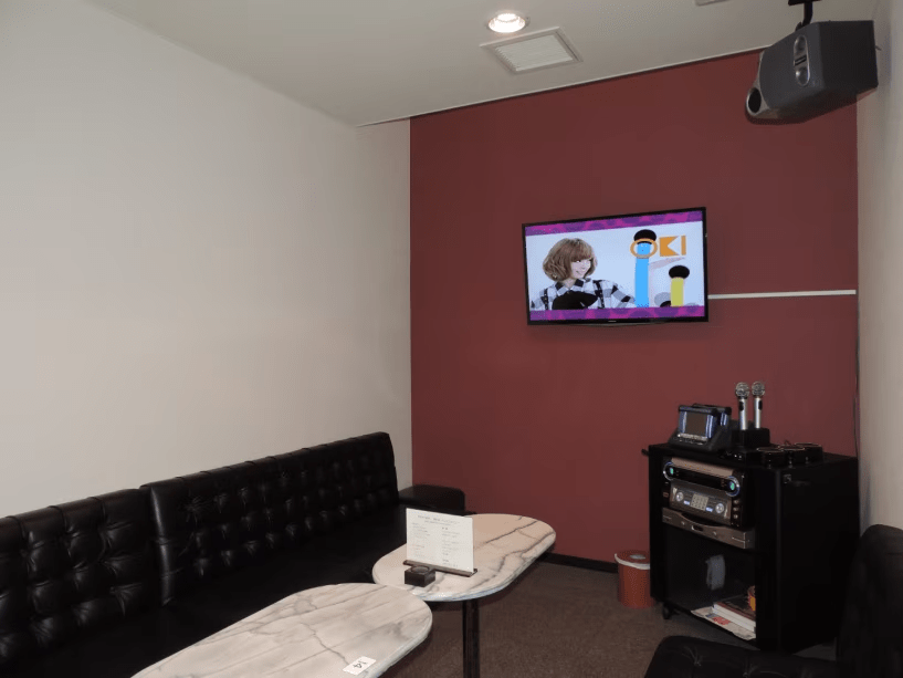 カラオケボックス