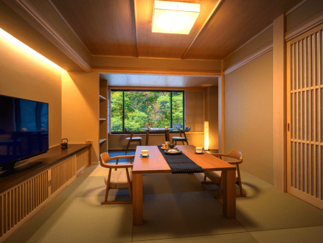 ★2022年1月リニューアル★＜渓谷側＞【プレミアムルームC(35平米) 展望風呂付】禁煙
自家源泉の展望風呂、広々とした和室。プライベートな時間を思う存分愉しむ