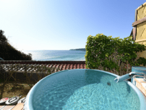 露天風呂付客室一例