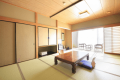 【和室】10～12畳（2～5名様用）
