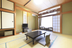 【旧館・１階】内風呂に１番近くて人気レトロ客室（６～１０畳）