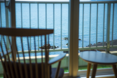 和室10畳<絶景海側>広々とした瀬戸内海を一望します。 和室10畳<絶景海側>広々とした瀬戸内海を一望します。
