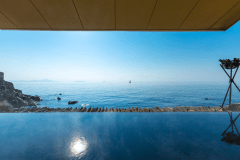 ＜岩海の湯＞ＴＶや雑誌などのメディアでも多数掲載！西日本随一の海と一体化したようなインフィニティ風呂