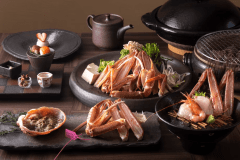 【冬・松葉ガニ会席】冬の味覚の王様・松葉ガニを余すことなく味わう贅沢&hellip;刺し・焼き・鍋などで堪能。
