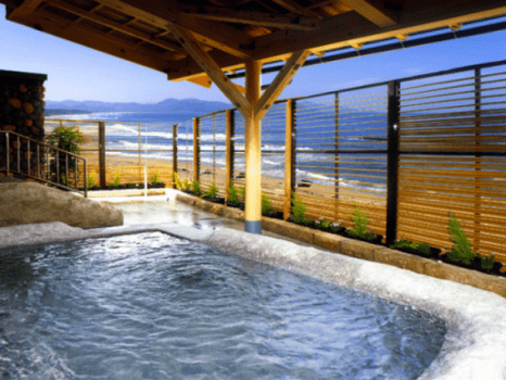 もちろん女性用の露天風呂も “眺めは極上！”