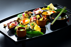 〈山の茶屋〉の懐石料理(一例) 〈山の茶屋〉の懐石料理(一例)