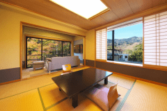 612楓秋の紅葉シーズン