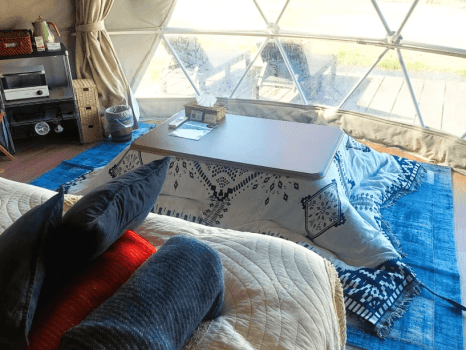 【ドームテント】コタツと鍋に癒される非日常。選べる鍋でMy style Glamping 　水辺に浮かぶフローティングサウナ利用可