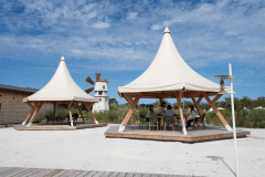 トトノエビーチ （11:00〜15:00）