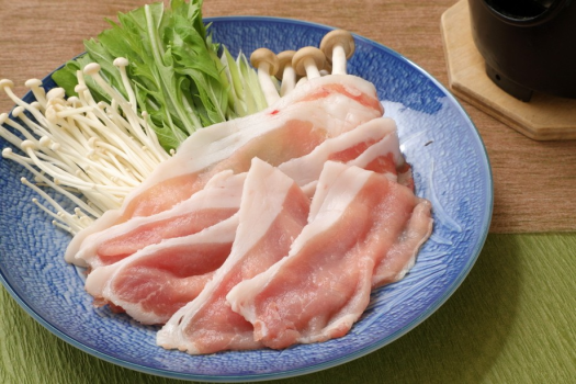 【朝夕お部屋食】夕食は選べるメイン料理【檜風呂付かけ流し70平米特別室＆無料貸切風呂】レイトアウト付