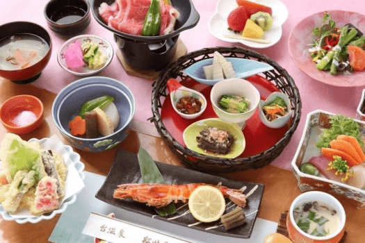 お二人様限定【個室食と無料貸切風呂】ホールケーキ&times;地ビールでおこもり旅21時間ステイ