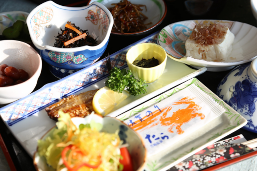 朝食