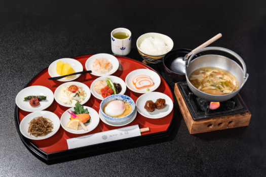 朝食