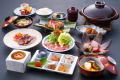 ご夕食例：季節ごとに厳選した旬の素材をたっぷりと使用した和風会席料理(10品程度)