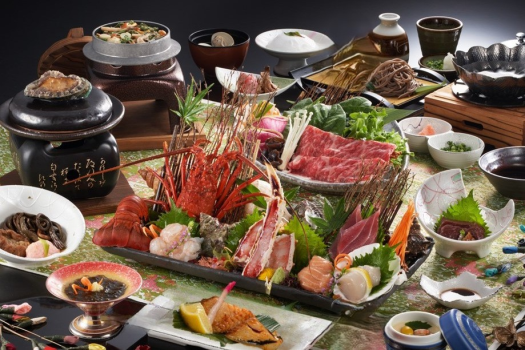 【お食事一例】ぷりぷり大海老のお造りをご賞味下さい
※メインの活鮑、タラバ蟹、大海老は変更となりませんがその他食材は季節や仕入れ状況によりお料理内容は変更となります 【お食事一例】ぷりぷり大海老のお造りをご賞味下さい
※メインの活鮑、タラバ蟹、大海老は変更となりませんがその他食材は季節や仕入れ状況によりお料理内容は変更となります