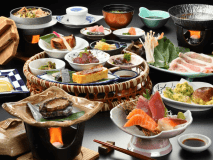 【お食事一例：春】※活鮑は変更ありませんが仕入れ状況季節によりお料理内容は変更となります