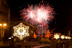 下呂温泉花火物語　街の景観から花火を見るのも気持ちがいい♪