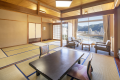 下呂の山々や清流、街並みを一望できる圧倒的眺望は和室15畳をおすすめするゆえんです♪
