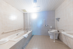 ツイン洋室（お風呂付）バリアフリー　　【禁煙】