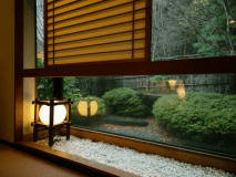 静寂を嗜む大人のひととき。ゆっくり“優しく温かな”時間をお寛ぎ下さい。