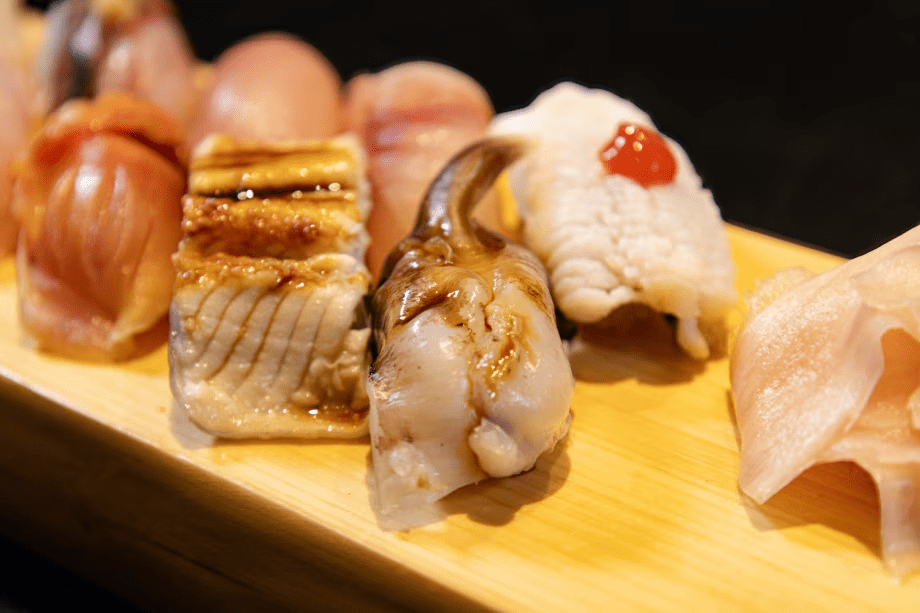 【極上の美食旅】鮨処「黒岬」丹後旬魚おまかせコース｜天然温泉・プライベートヴィラ【1泊2食／ルームチャージ】